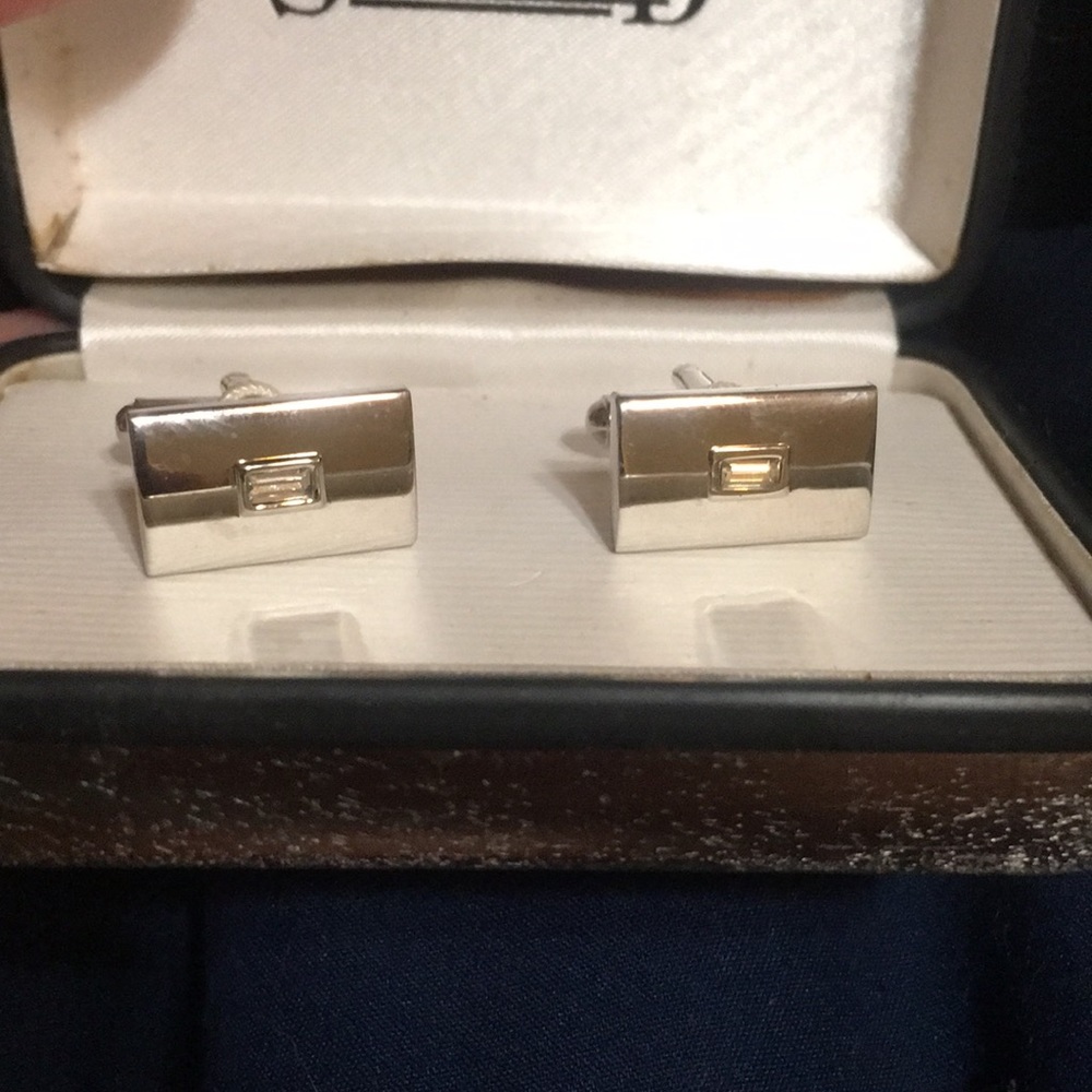 Cuff links - Picture 2 of 2